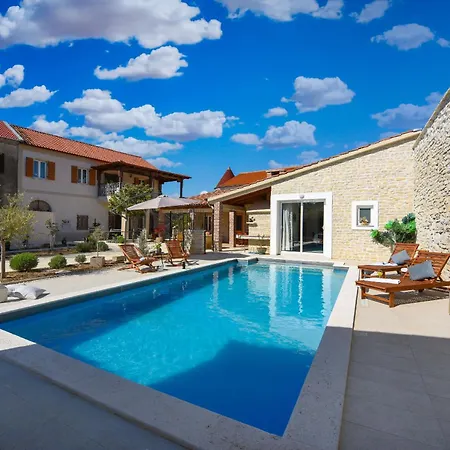 Granar Zadarvillas Smilcic