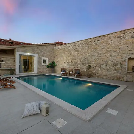 Granar Zadarvillas Villa *