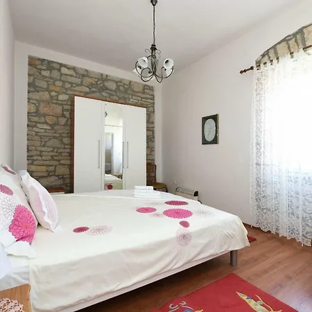 Granar Zadarvillas Smilcic