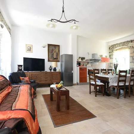 Granar Zadarvillas *